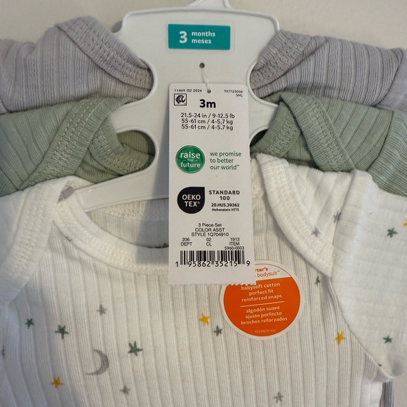 NWT CARTERS 3 Pack Body Suits - Picture 2 of 4